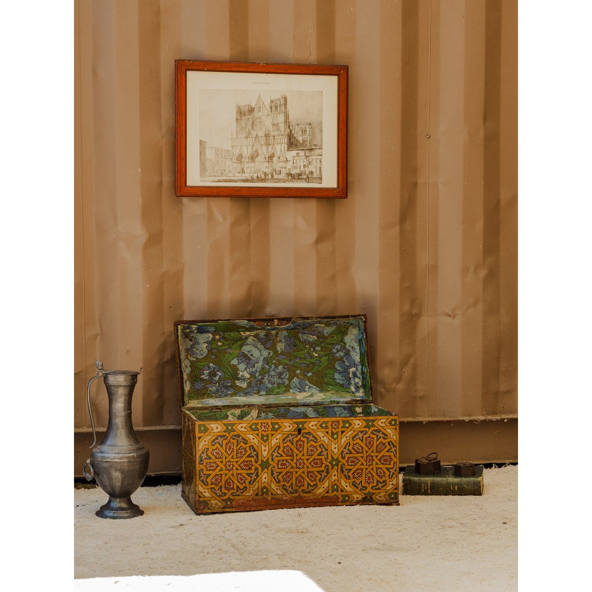 Coffre en bois à motifs Lucien N°148 - Bon état vert, DEBONGOUT