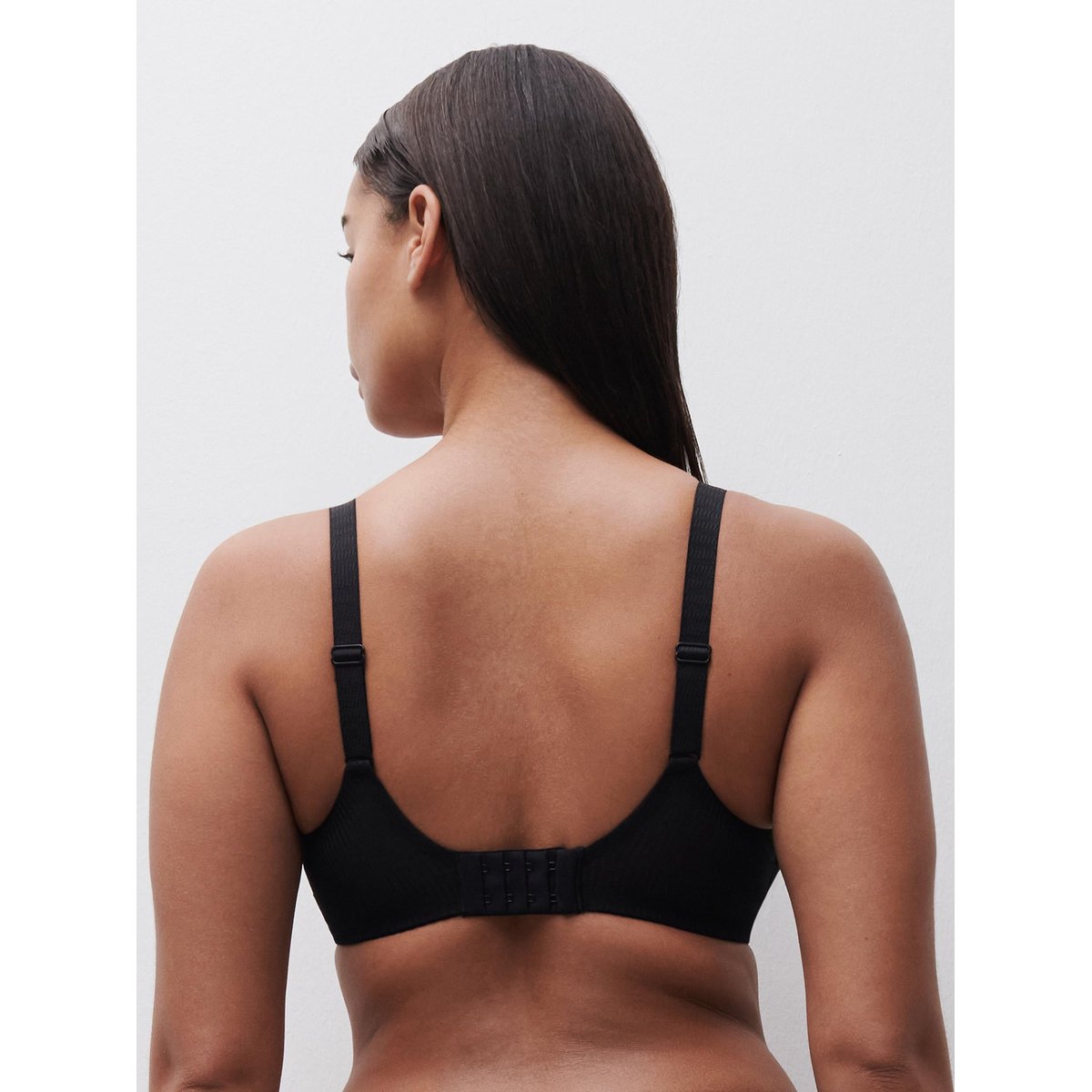 Soutien-gorge très emboîtant LEGEND noir, CHANTELLE
