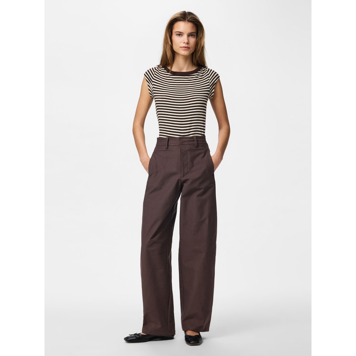 Pantalon hot fudge, PIECES