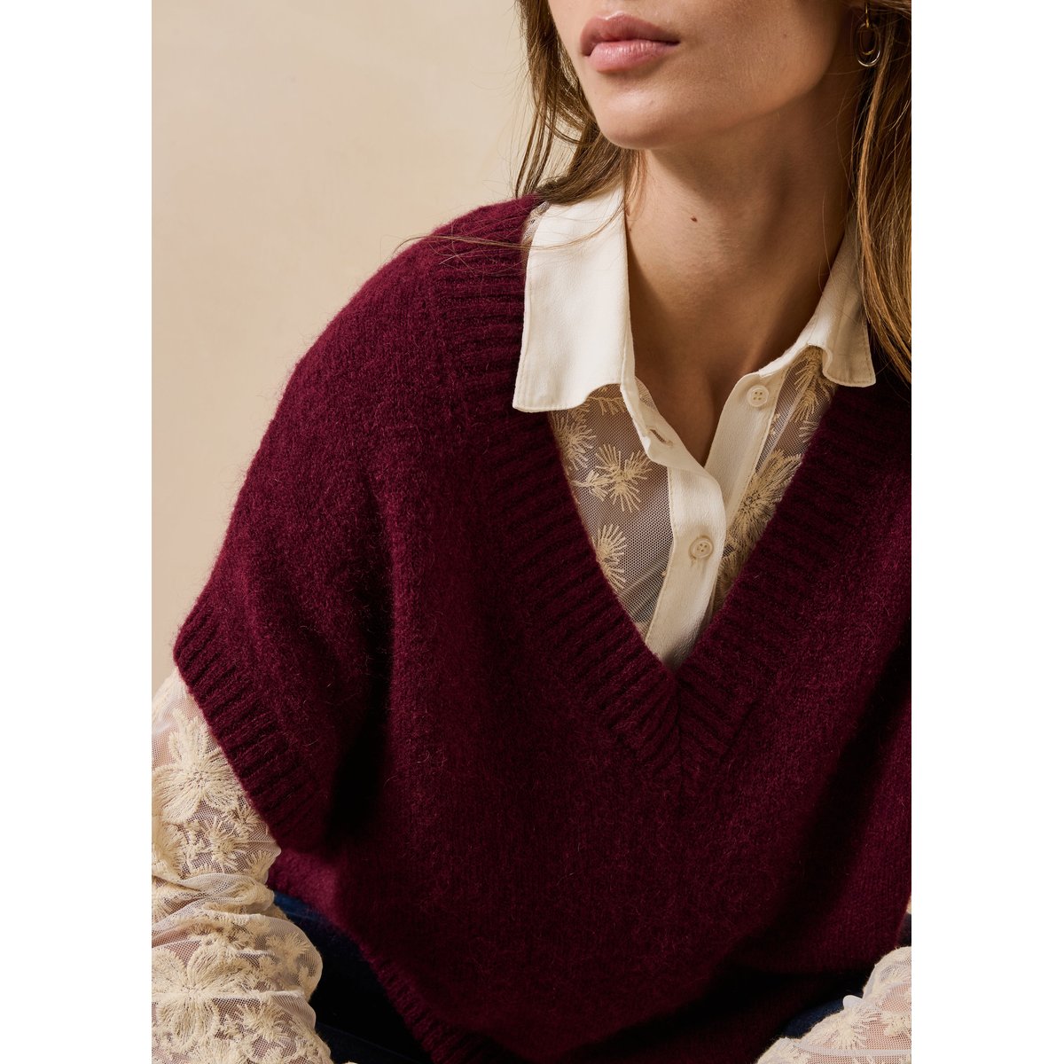 Pull manches courtes ample à col V aubergine, LA FEE MARABOUTEE