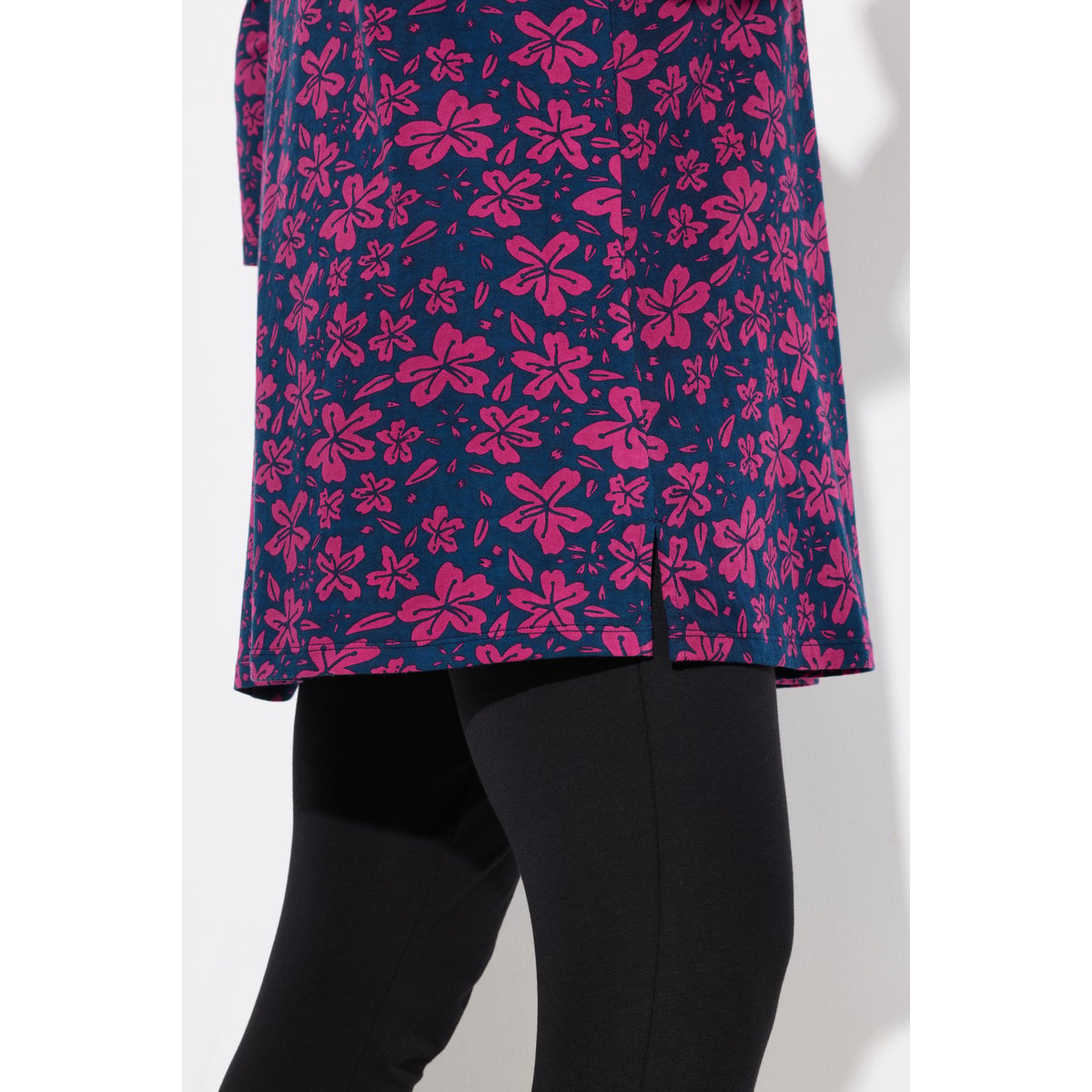 T-shirt motif à fleurs, coupe évasée marine, ULLA POPKEN