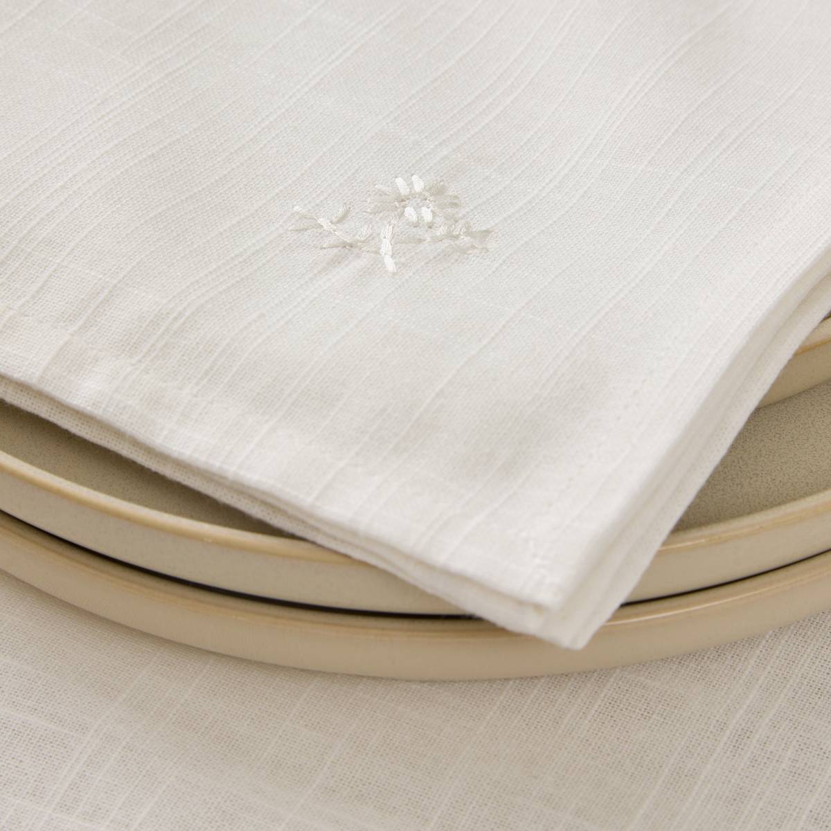 Lot de 4 serviettes de table en coton brodé JOY blanc, ATMOSPHERA