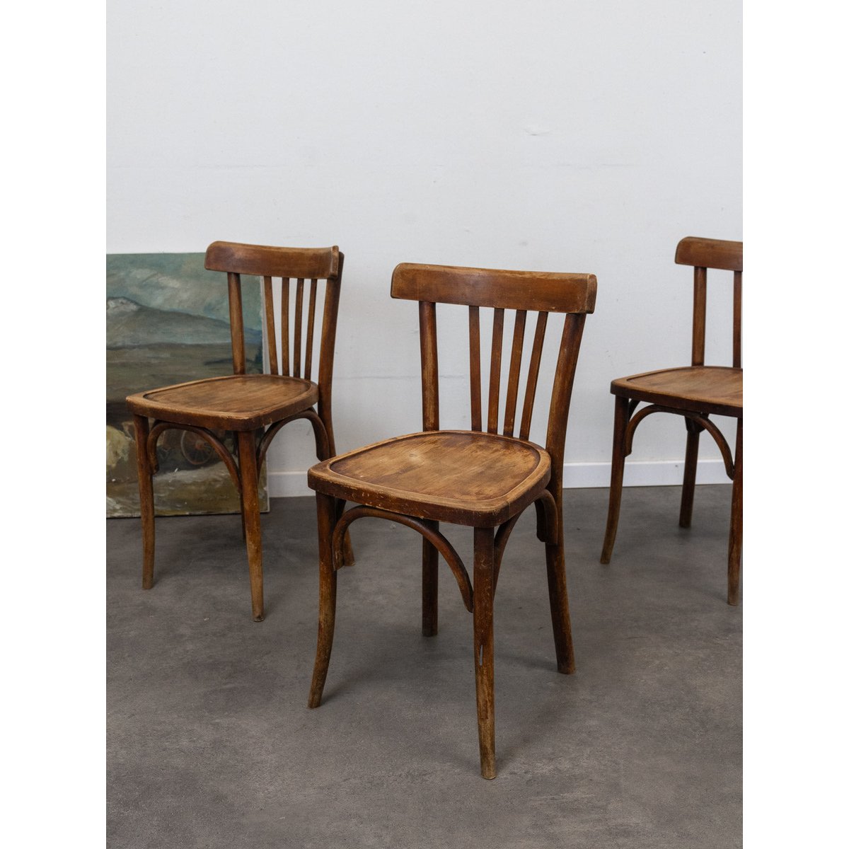 Lot de 4 chaises en bois Luterma Claude N°1365 - Bon état bois foncé, DEBONGOUT