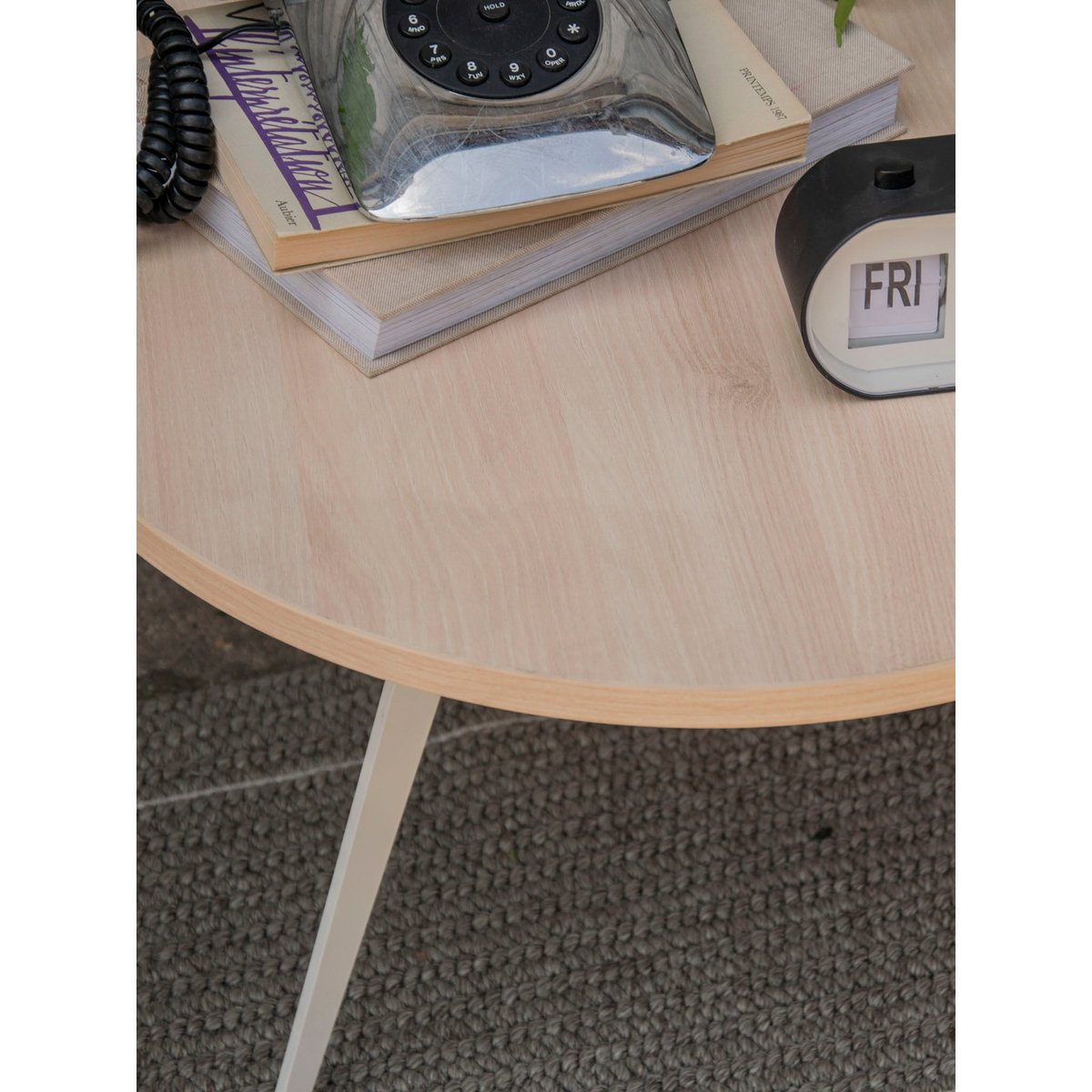 Table basse moderne en bois et métal Donna N°1101 - Bon état bois clair, DEBONGOUT