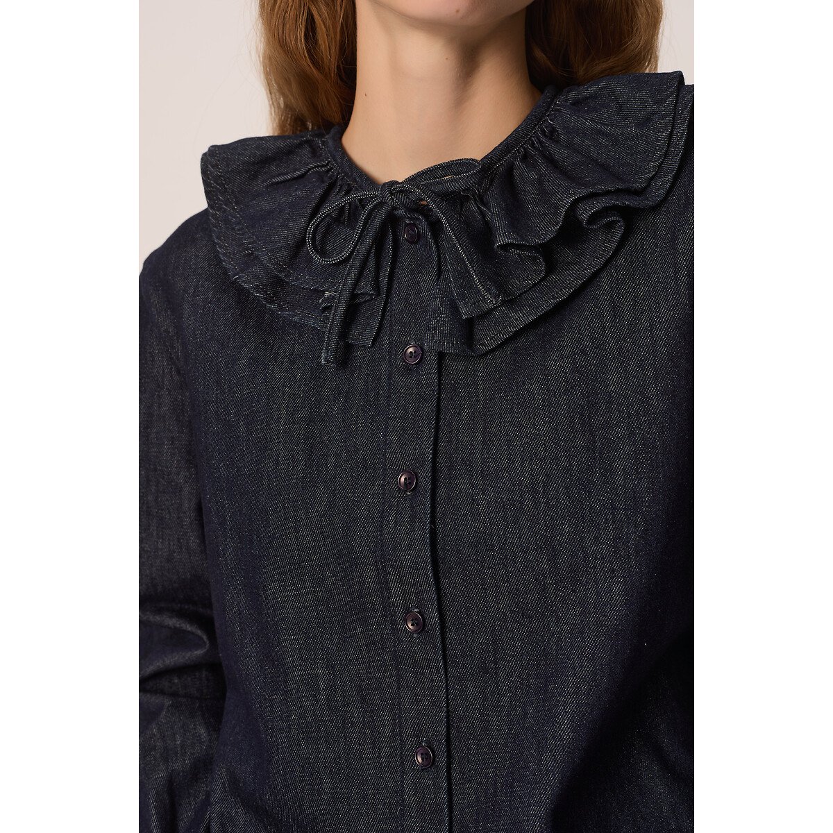 Blouse en denim, à col volanté, LOUIZIANNE denim, DES PETITS HAUTS