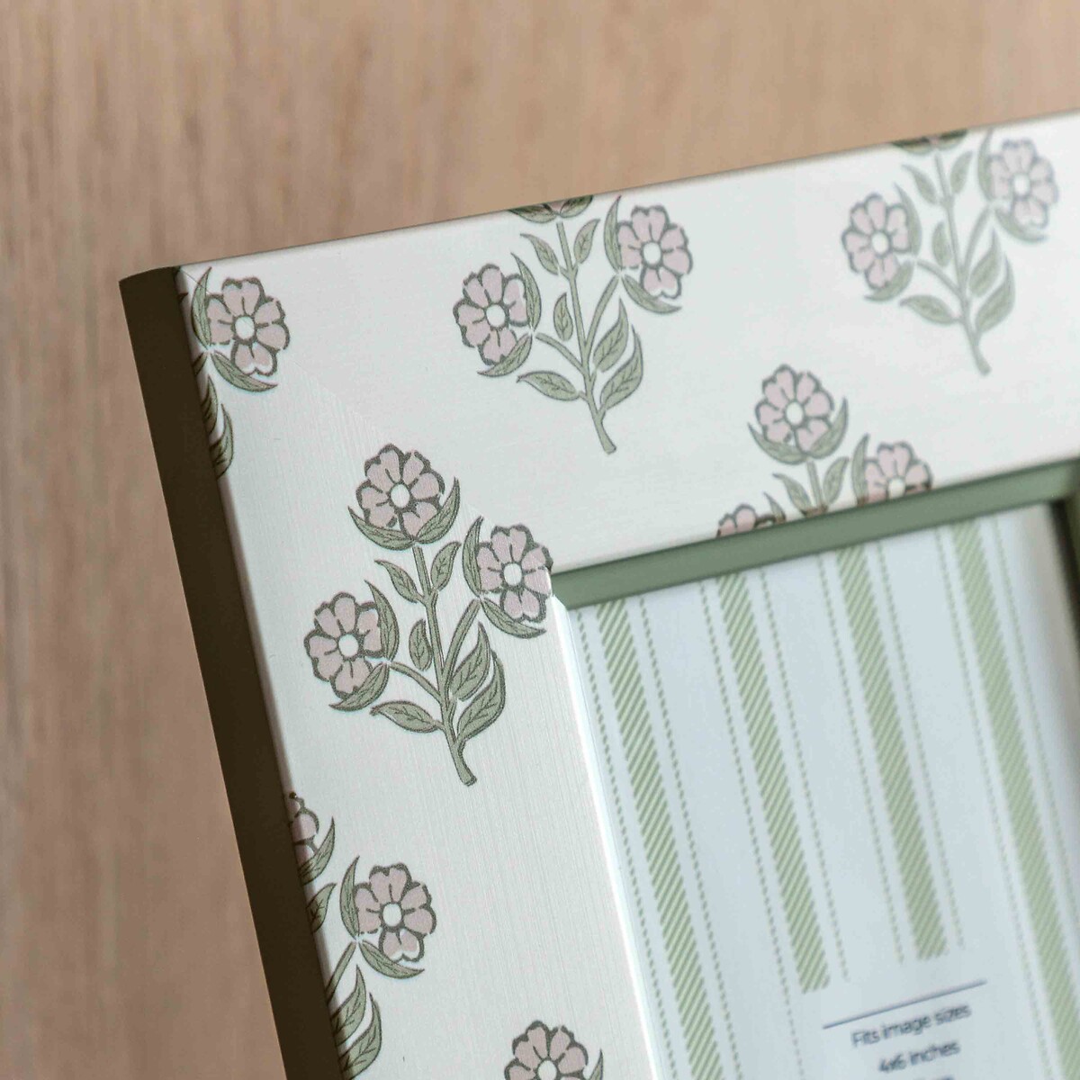 Set of 2 4x6" Rea Photoframes multi-coloured, ÉDITÉ