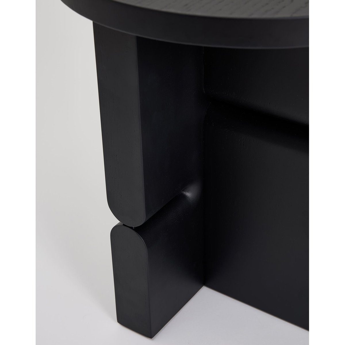 Tabouret et table d'appoint en bois peint noon noir, NOBODINOZ