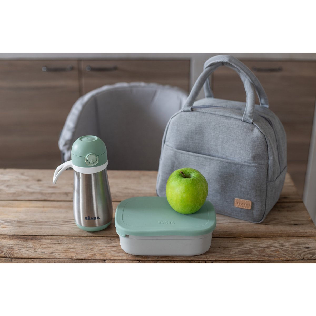 Boîte repas vert sauge, gris, BEABA