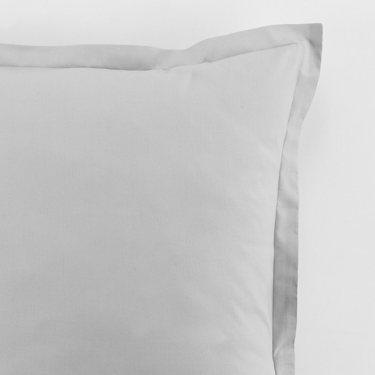 Taie d'oreiller en coton unie, ESSENTIEL gris clair, ATELIER DU COTON