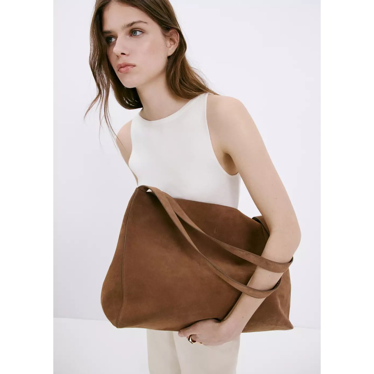 Top en maille fine avec col bateau écru, MANGO