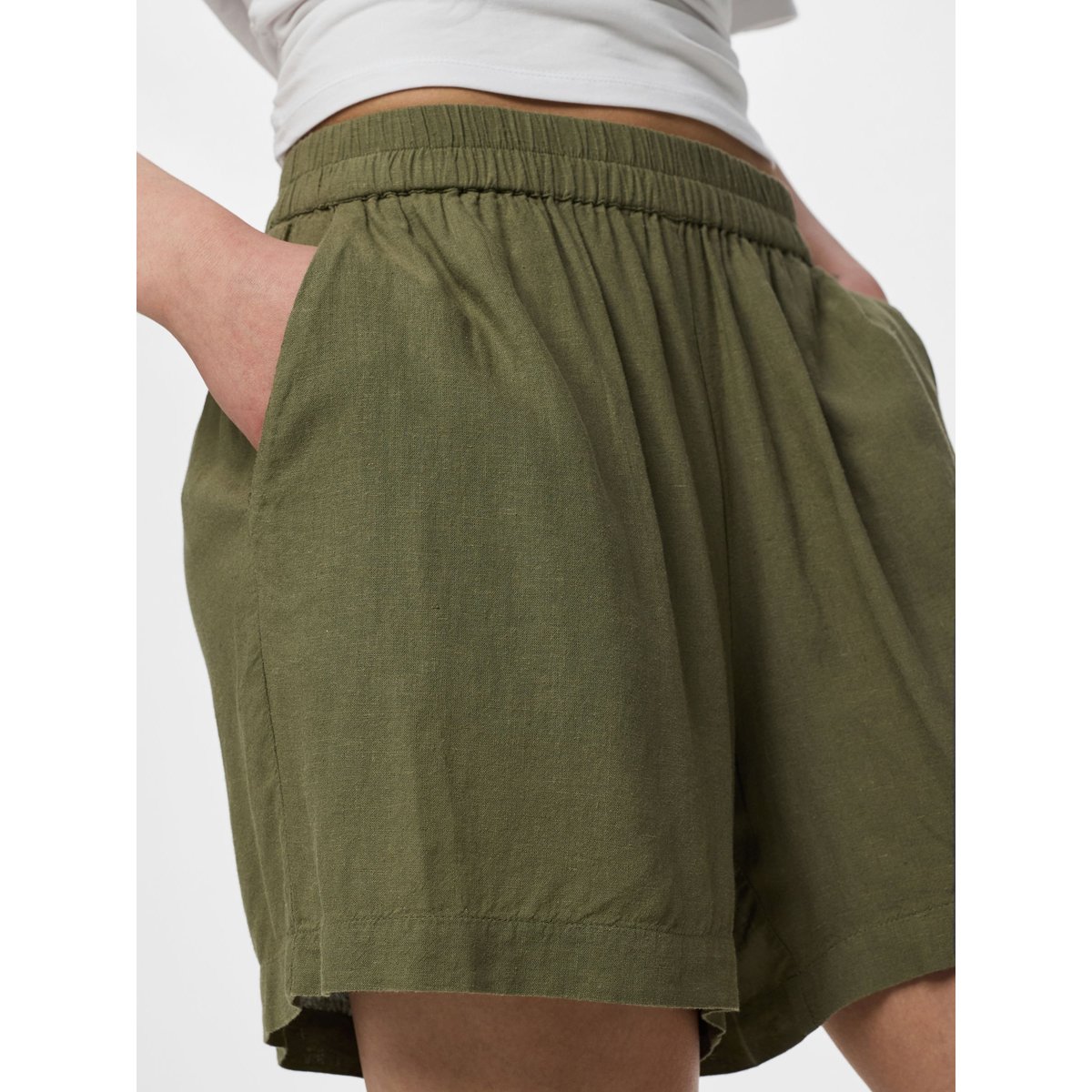 Short deep lichen green, PIECES