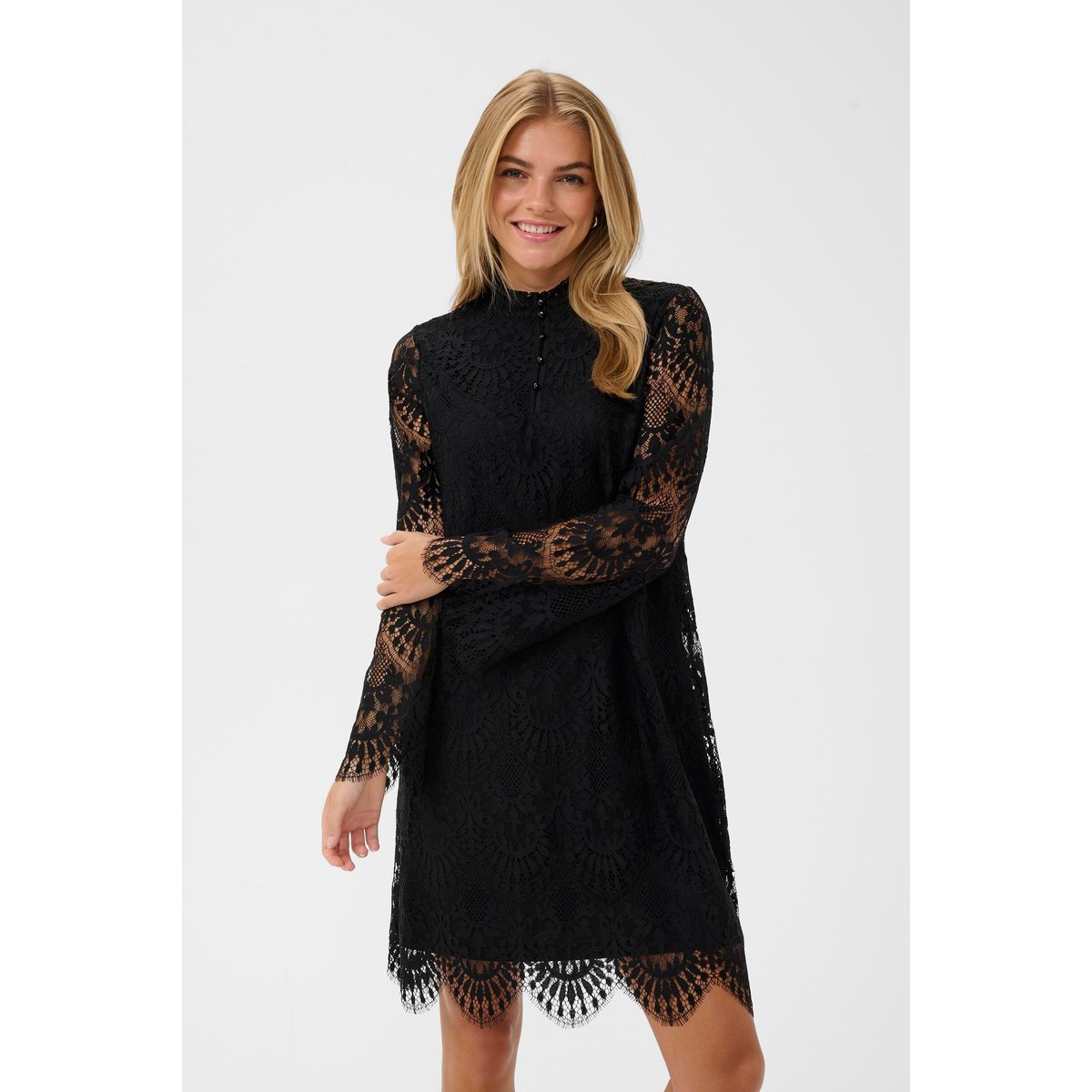 Robe noir, CULTURE