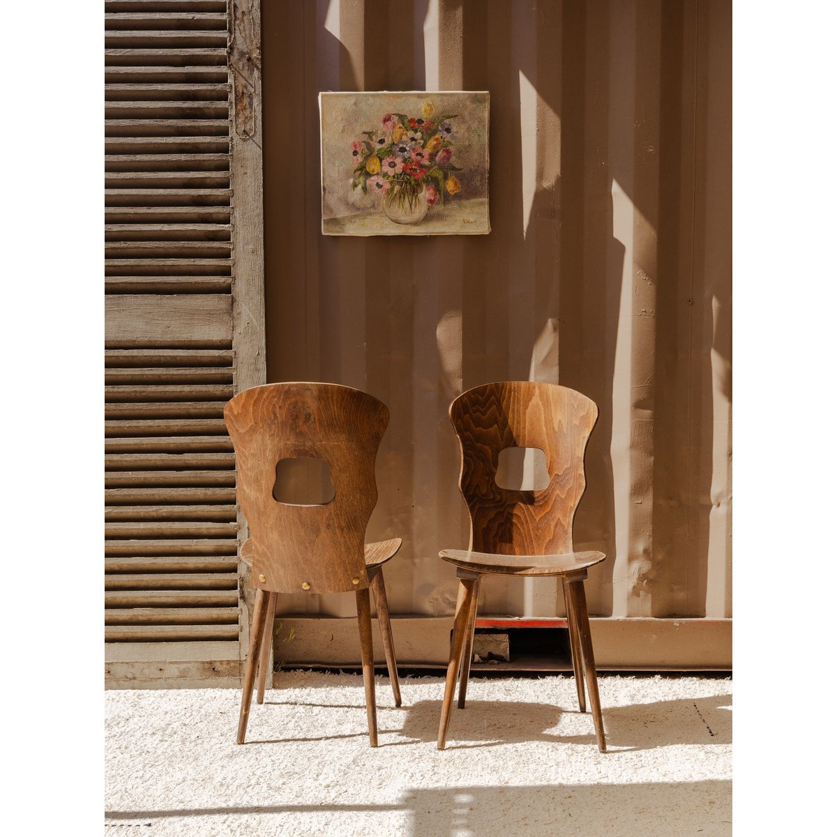 Lot de 3 chaises Baumann en bois Claude N°1157 - Bon état bois foncé, DEBONGOUT