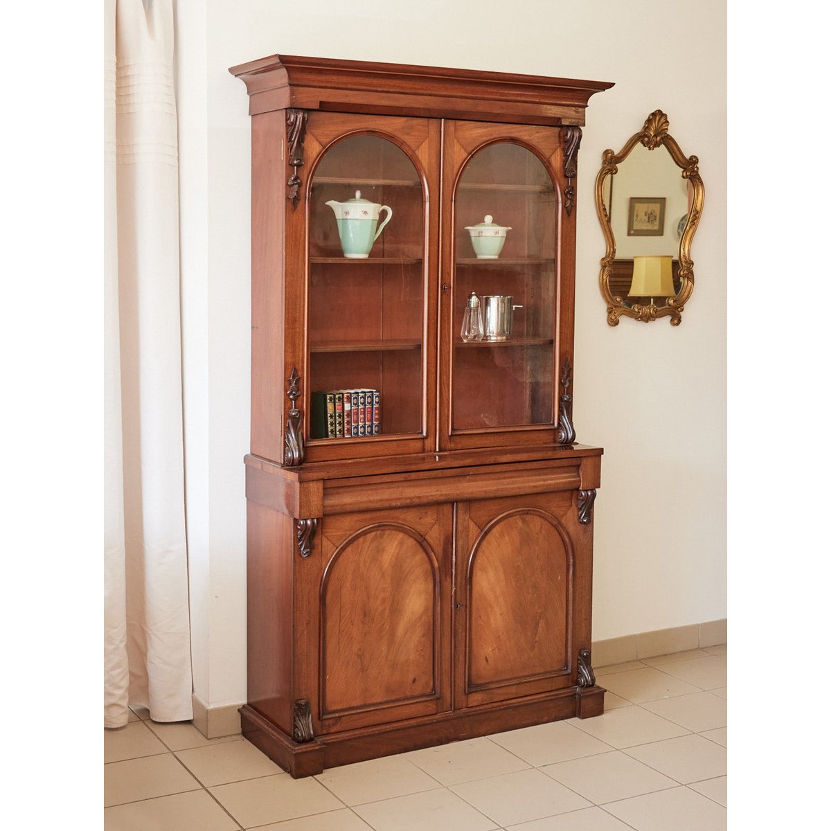 Vitrine anglaise d'époque Victorienne Victoria N°1287 - Bon état bois foncé, DEBONGOUT