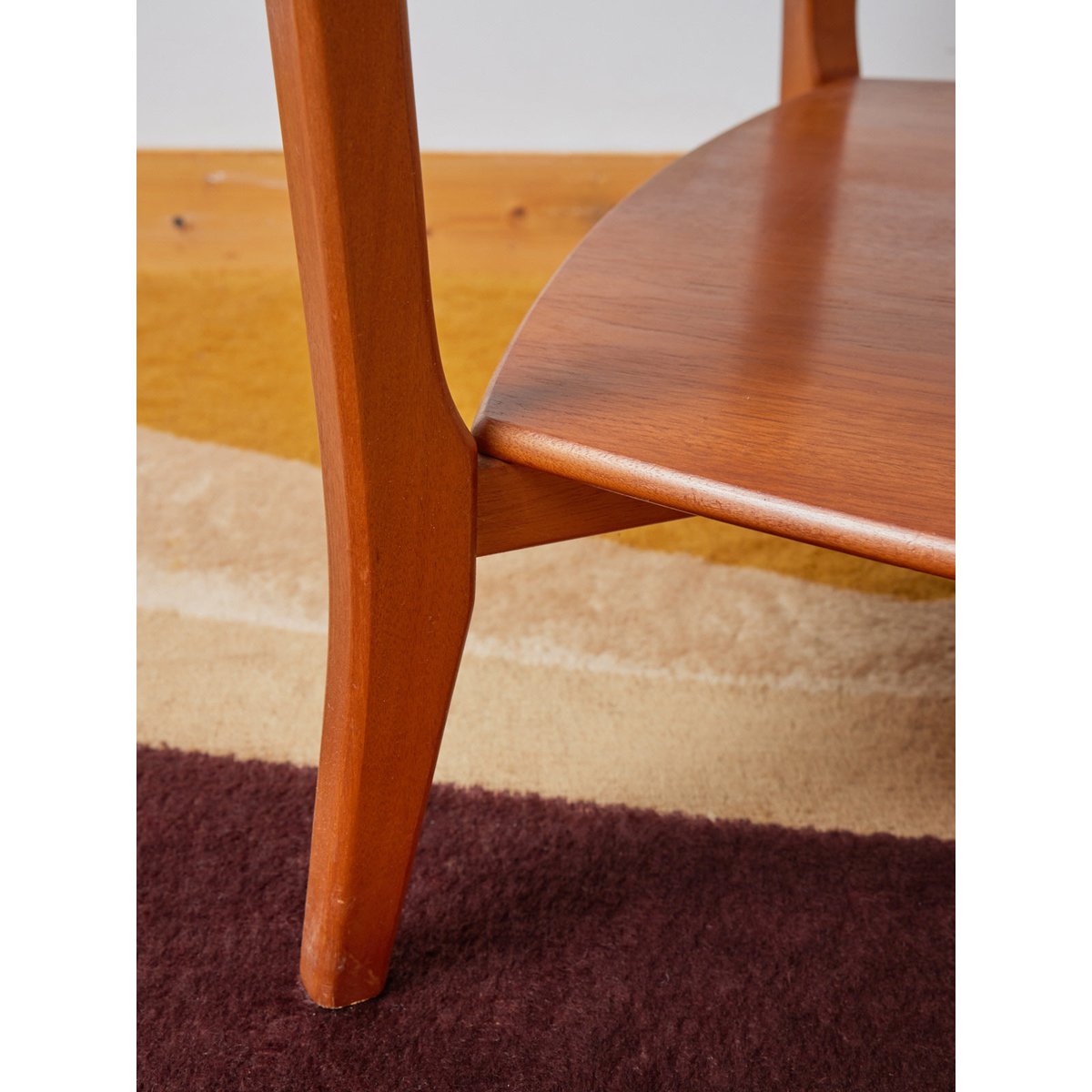 Table basse scandinave en bois clair Donna N°735 - Bon état bois clair, DEBONGOUT