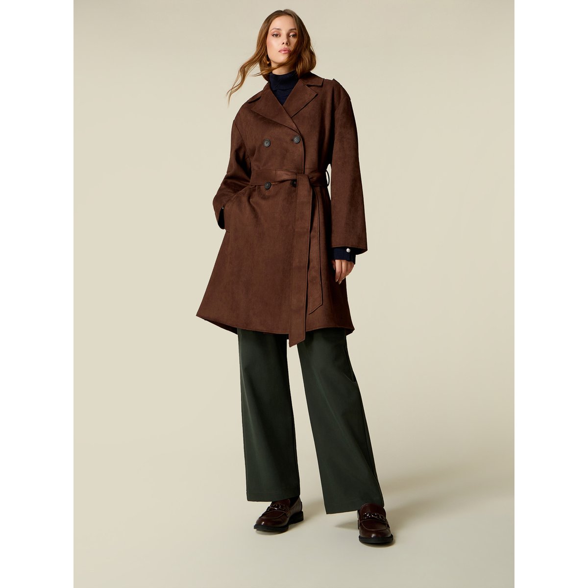 Trench double boutonnage avec ceinture marron, OLTRE