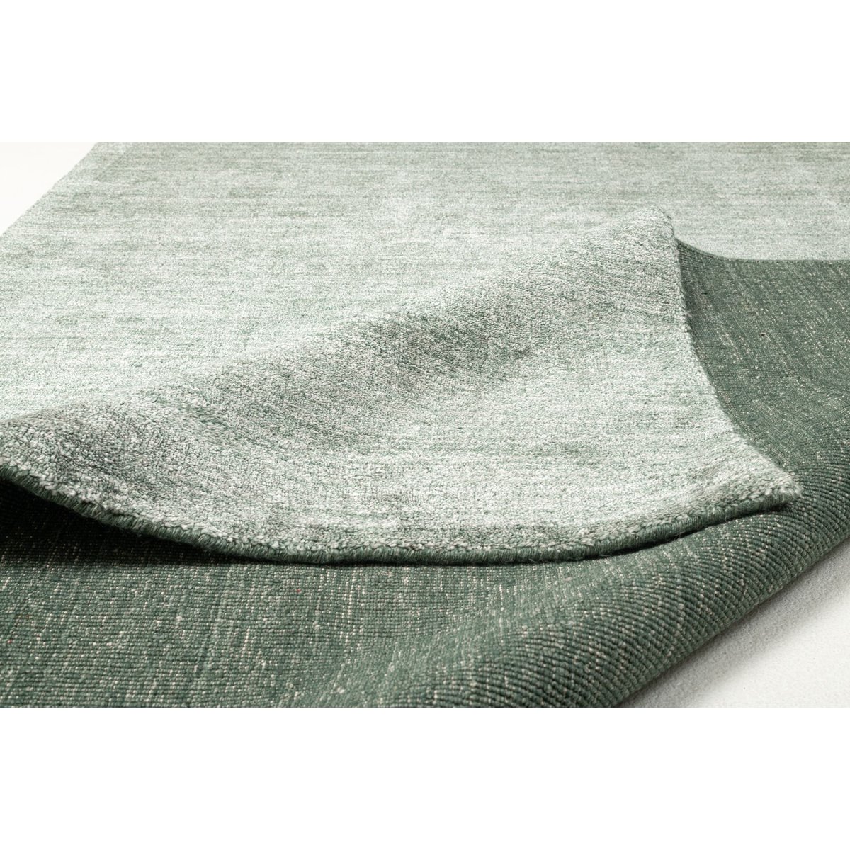 Tapis salon Vermont tissé main viscose laine vert, THEKO