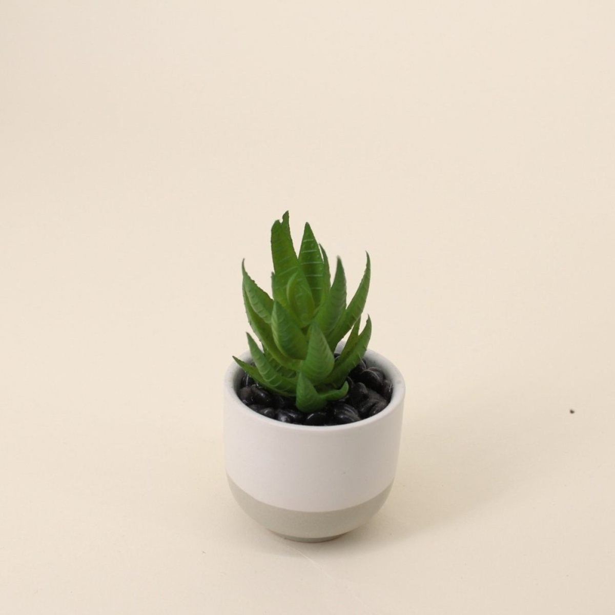 Lot de 8 plantes grasses artificielles en pot céramique vert, ORNAMI