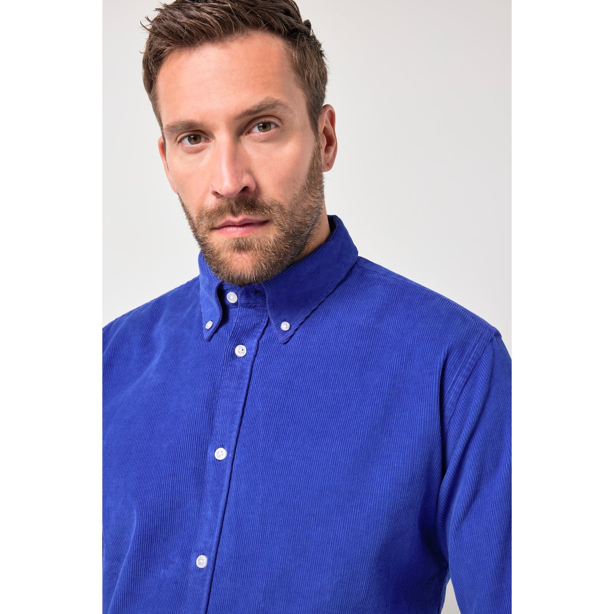 Chemise en velours côtelé bleu cobalt, JP1880