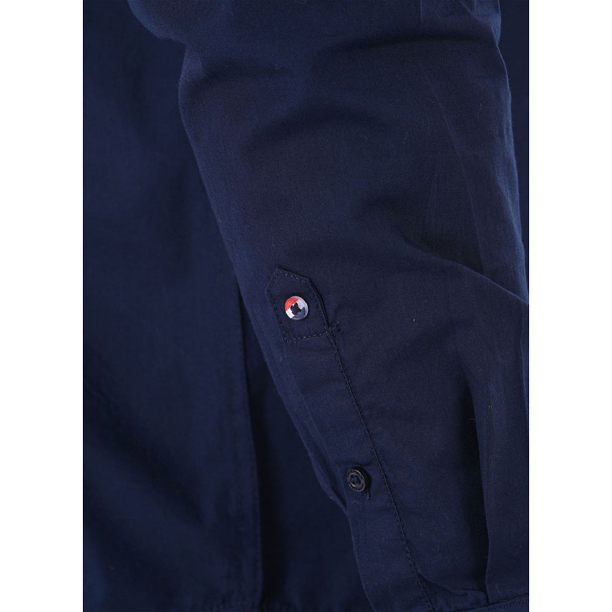 Chemise en coton biologique marine unie à coupe ajustée avec un col boutonné marine, RUCKFIELD