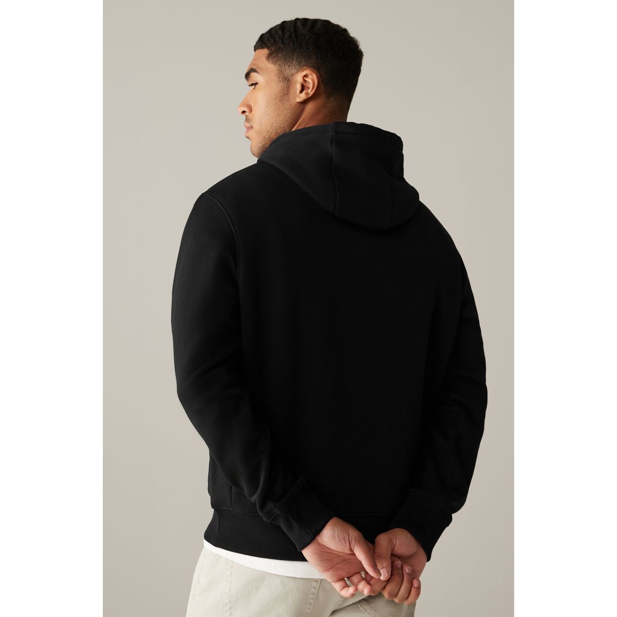 Sweat à capuche regular en jersey majoritaire noir, NEXT