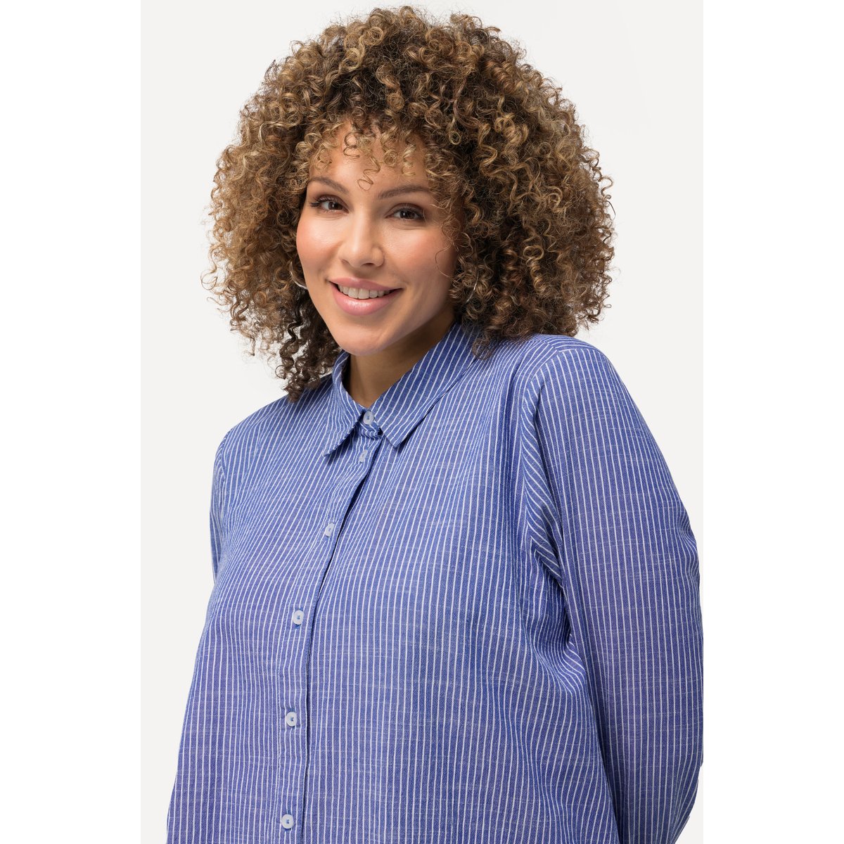 Chemisier long à rayures. Col classique bleu cobalt, ULLA POPKEN