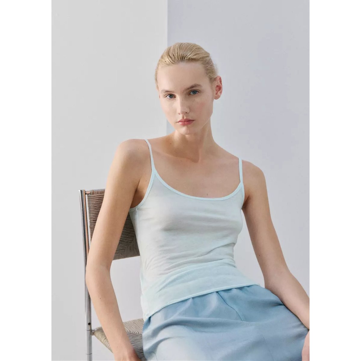 T-shirt micromodal bretelles bleu, MANGO