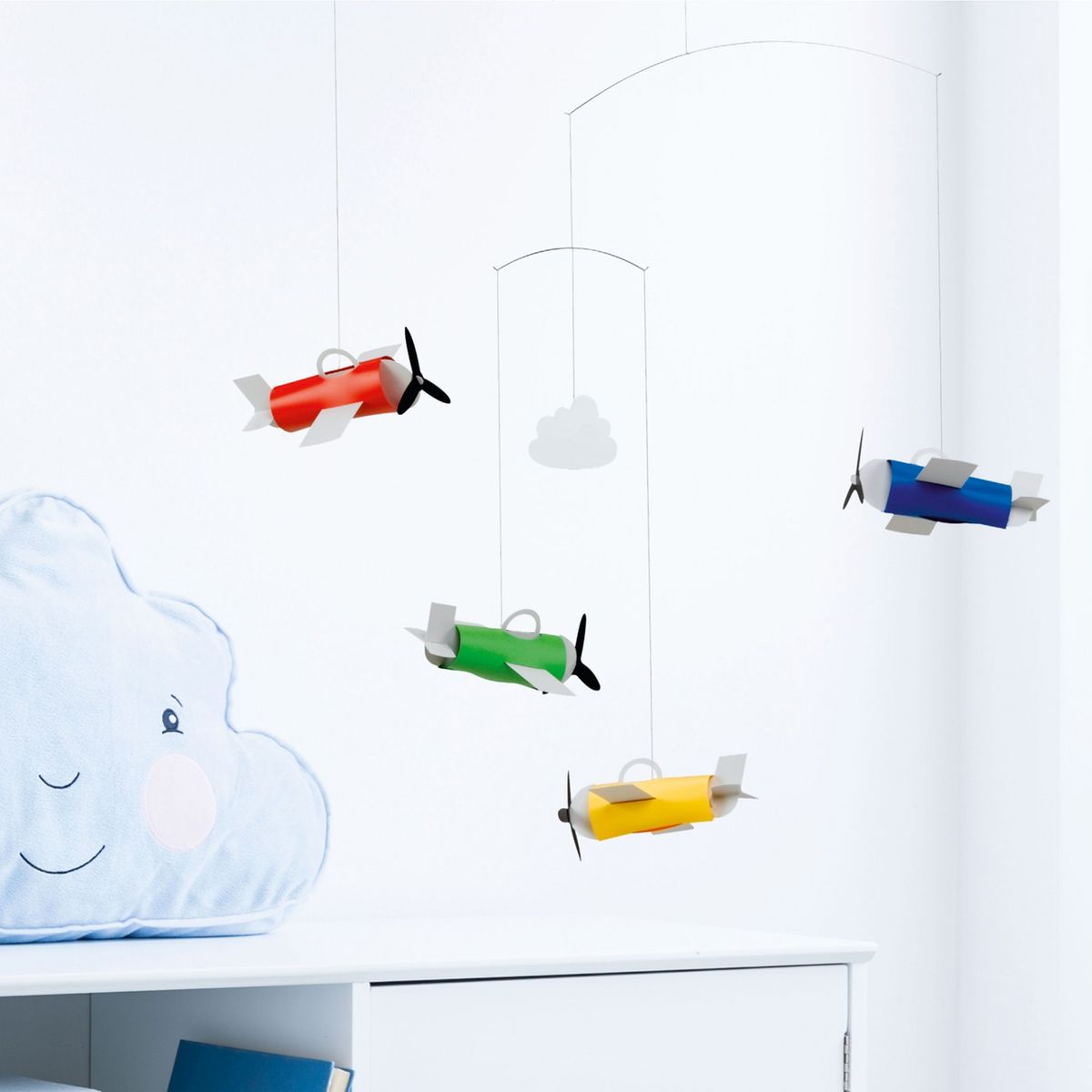 Mobile Avions multicolore, FLENSTED MOBILES