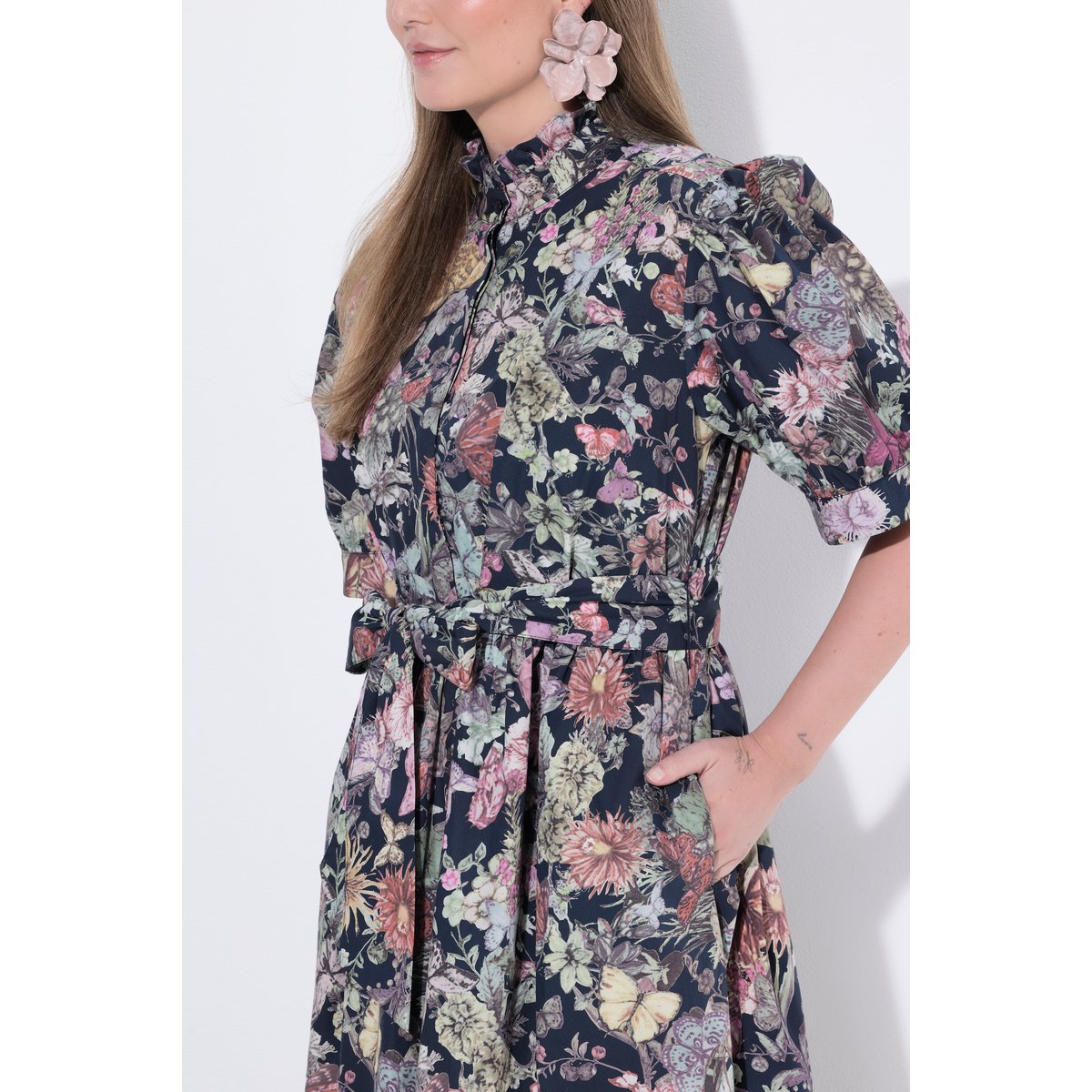 Robe longue à coupe en A, manches courtes marine, ULLA POPKEN