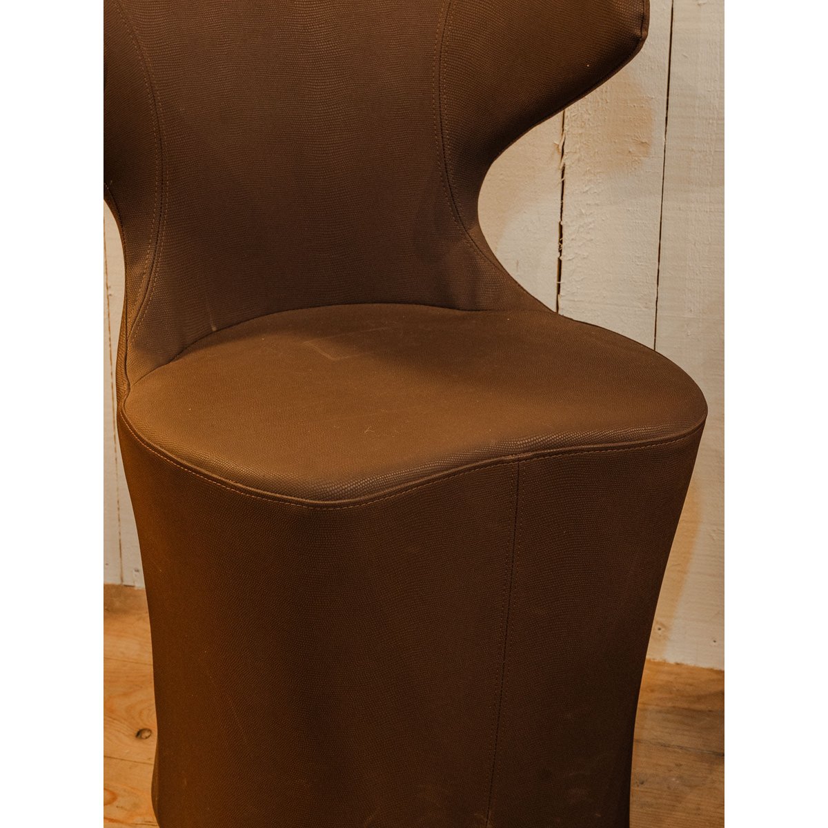 Paire de fauteuils marron Jakob N°703 - Bon état marron, DEBONGOUT