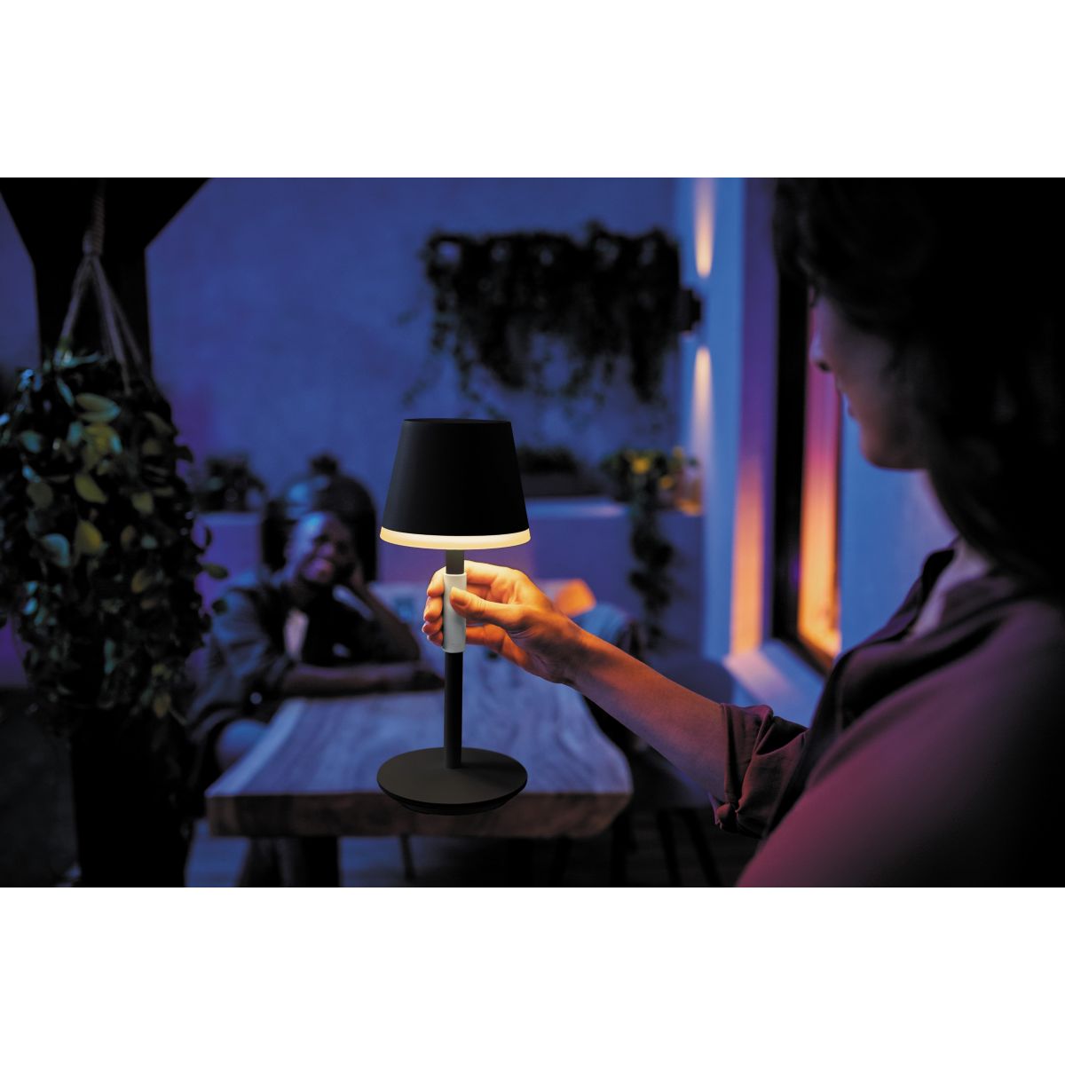 Lampe connectée GO Noir White&Color Ambiance transparente, PHILIPS HUE