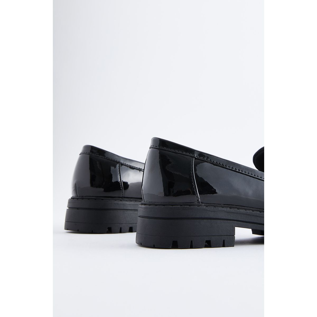 Mocassins à glands et semelle épaisse noir, NEXT