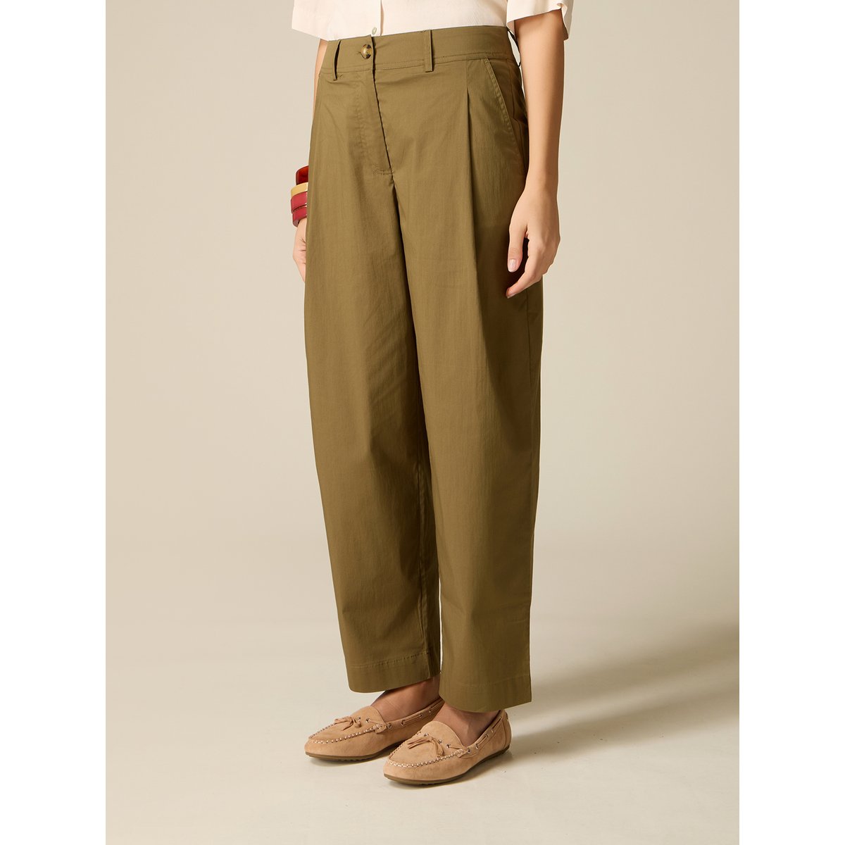 Pantalon cropped verde militare, OLTRE