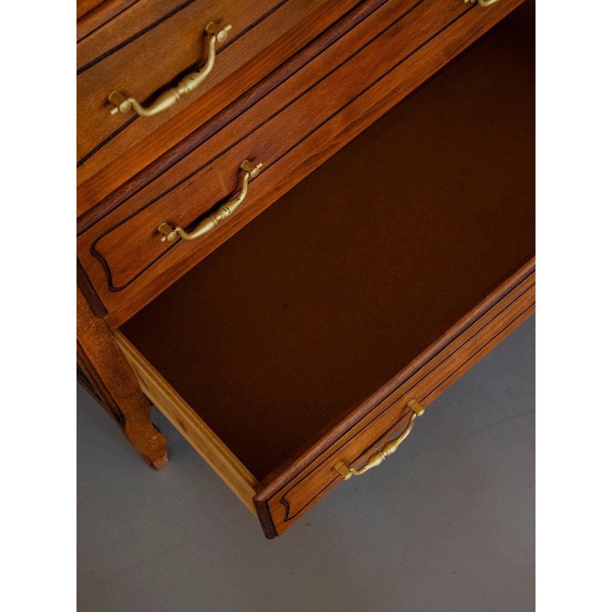Commode en bois foncé Garance N°585 - Bon état bois foncé, DEBONGOUT