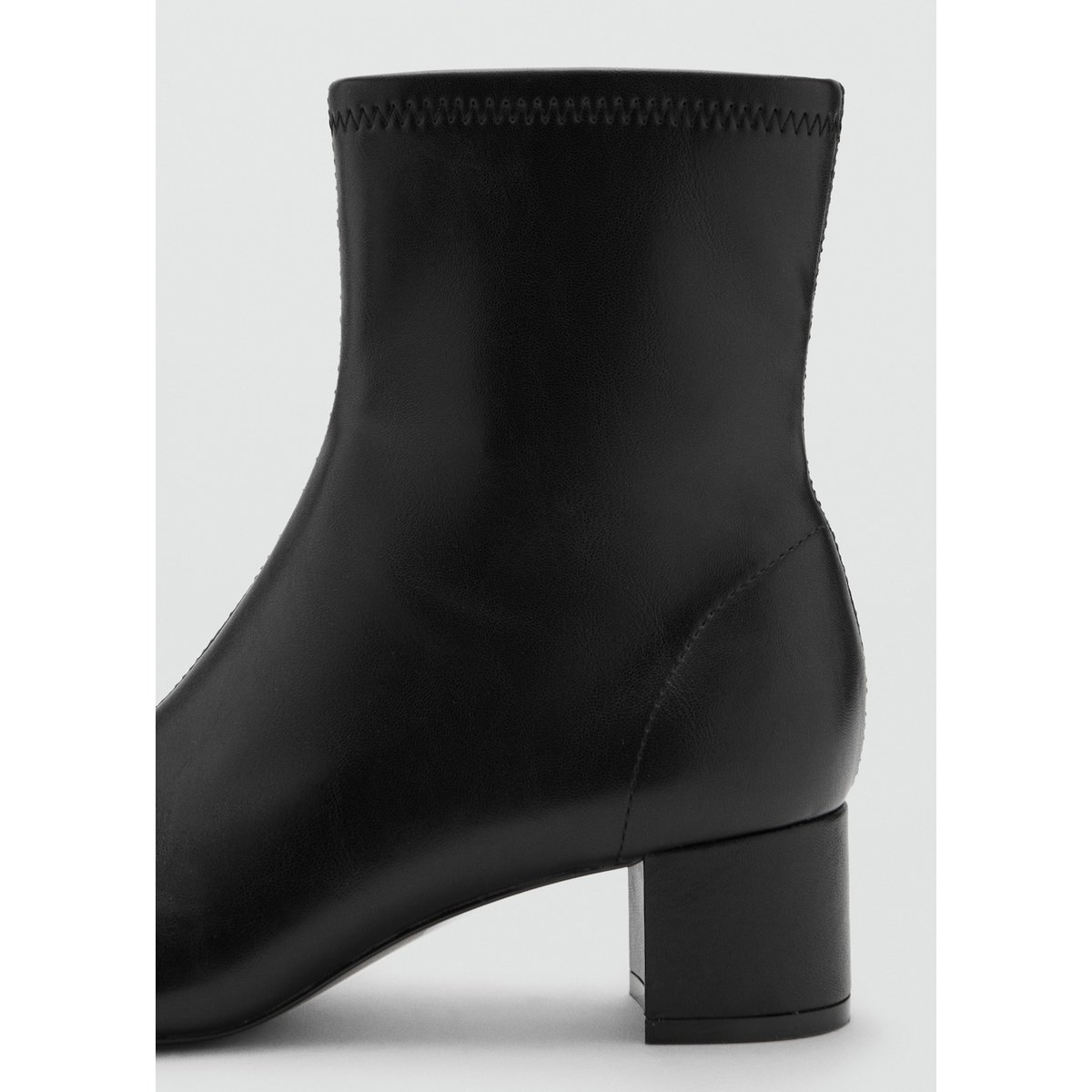 Bottines bloc bout rond noir, MANGO