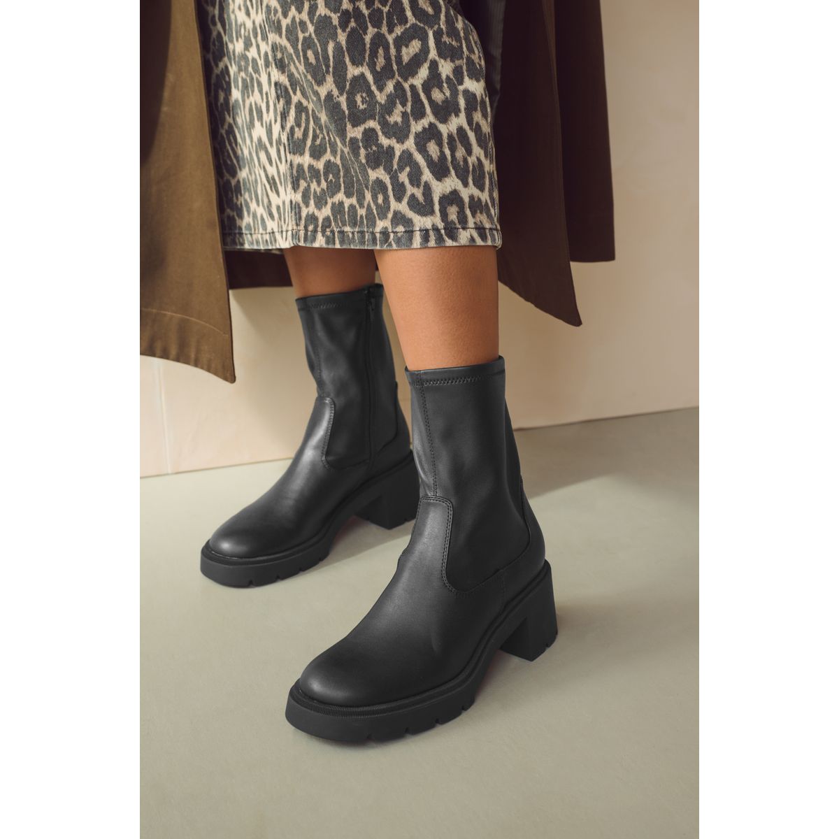 Bottines souples semelle épaisse noir, NEXT