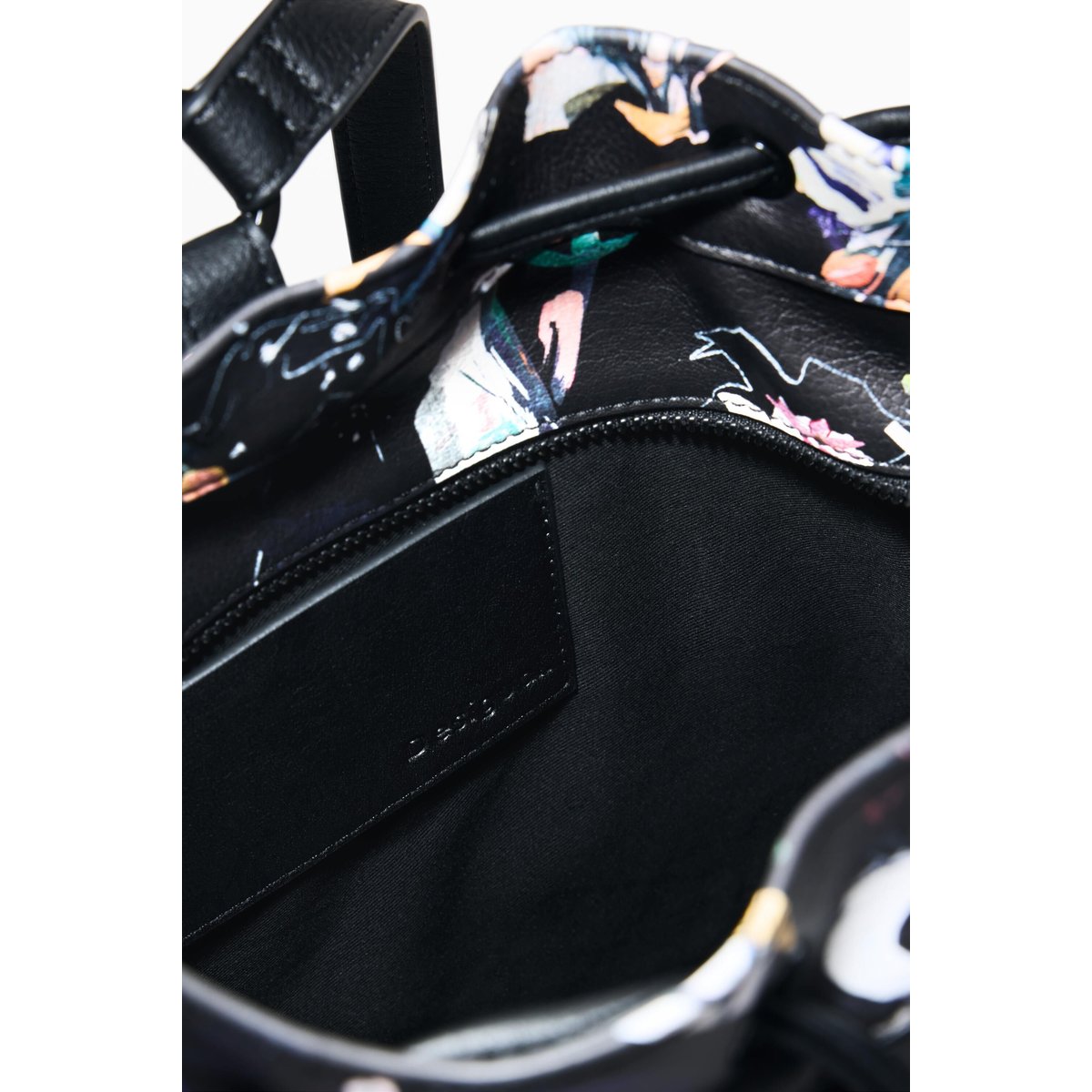 Sac à dos moyen tressé fleurs noir, DESIGUAL