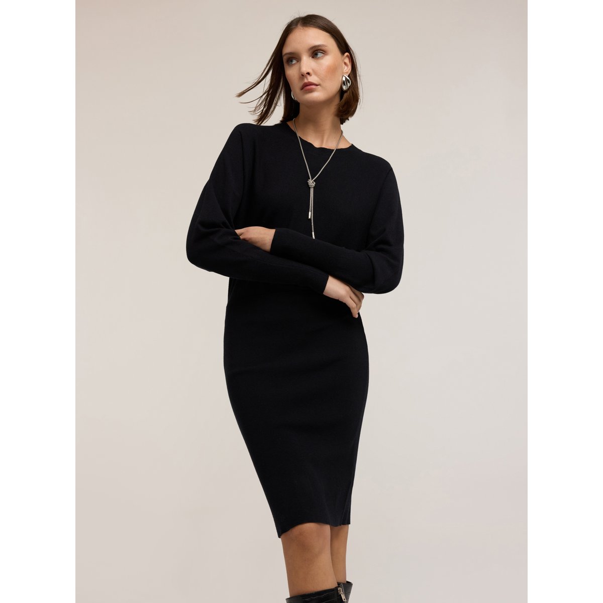 Robe en maille avec manches kimono. noir, MOTIVI
