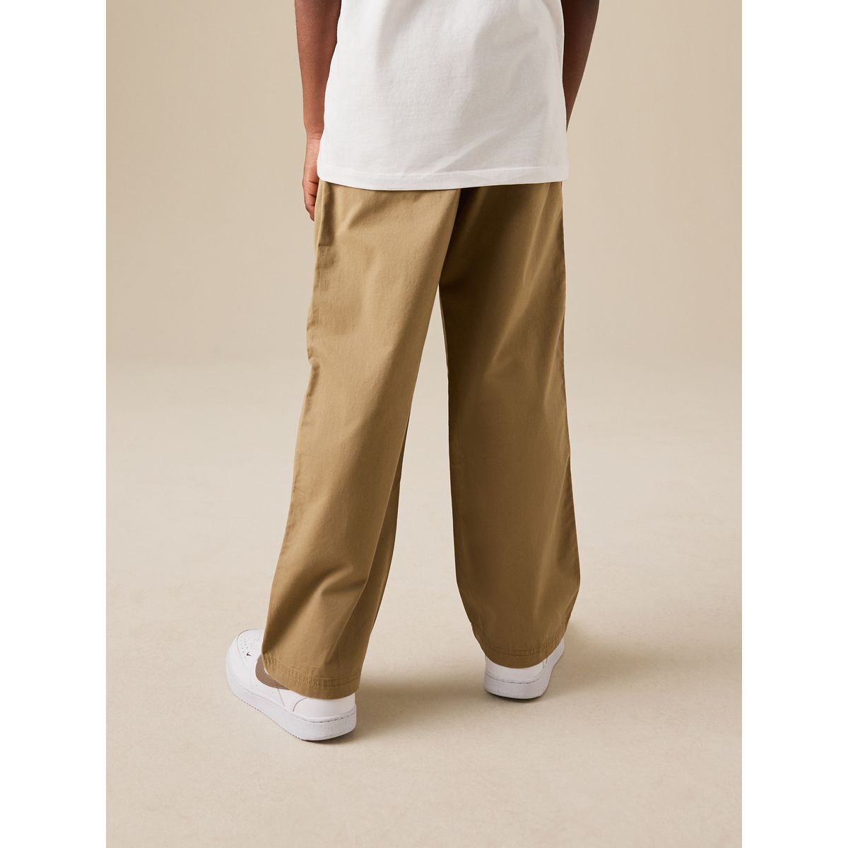 Pantalon chino à pinces marron fauve, NEXT