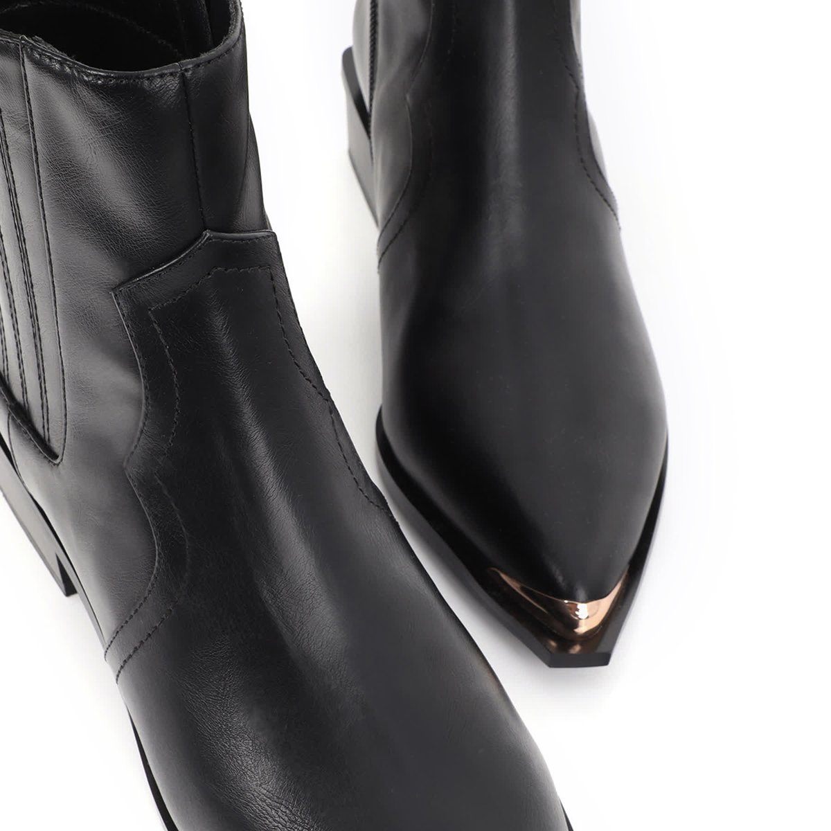 Bottines santiags cloutées à talon bloc noir, LOLA CASADEMUNT