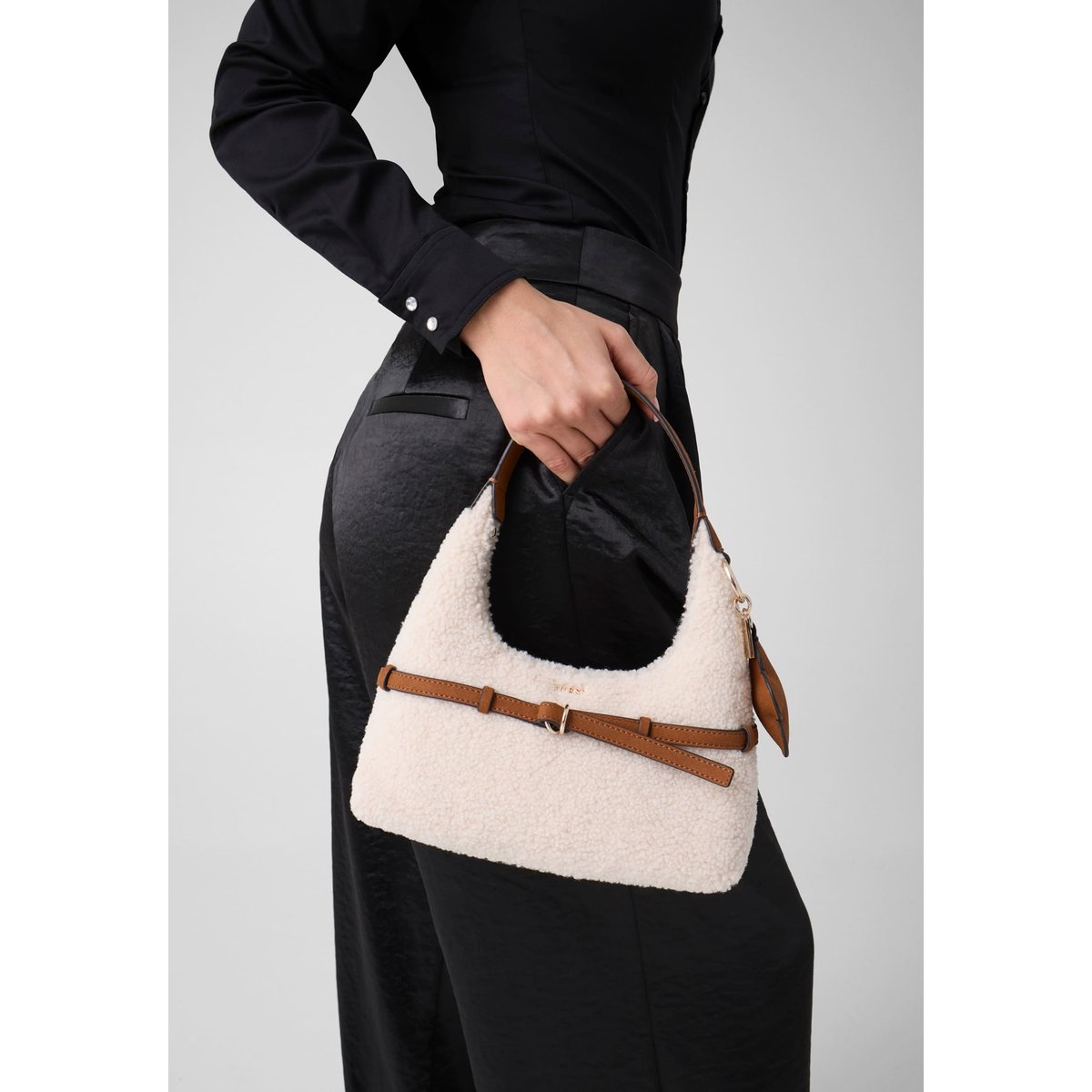 Taylor Mini Hobo ofc, GUESS