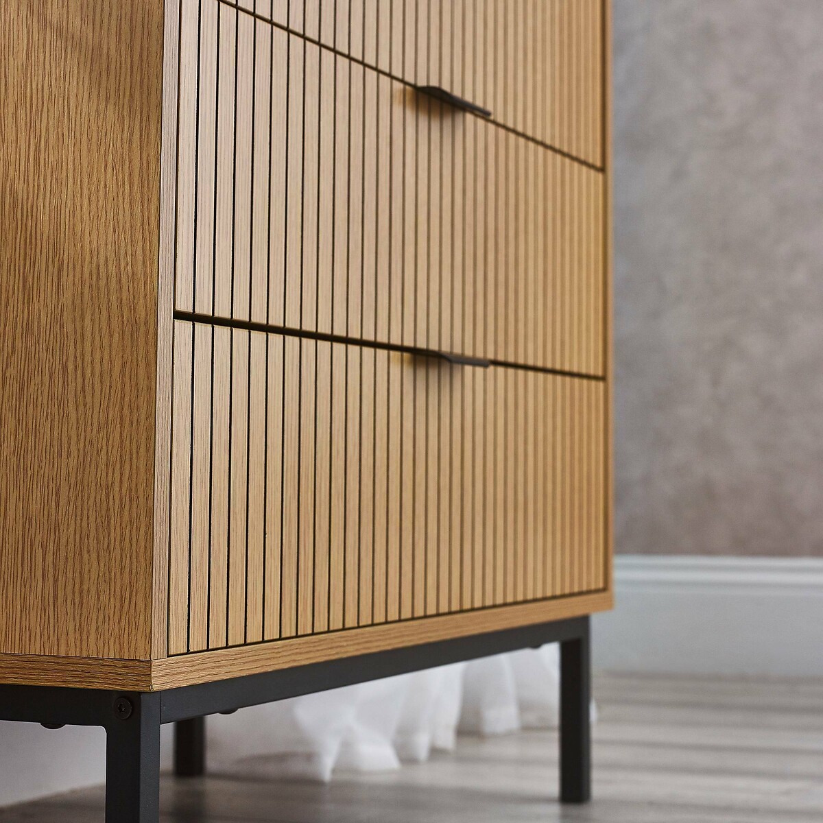 Gia Slatted Oak 3 Drawer Chest oak, SO'HOME