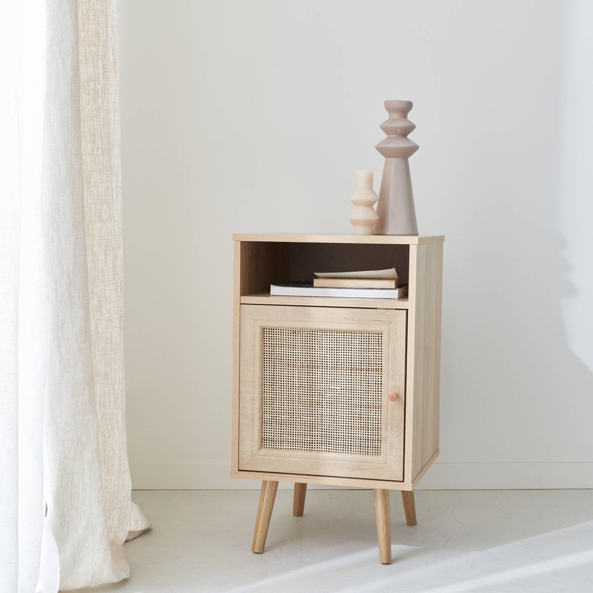 Table de chevet scandinave en cannage 1 porte BOHÈME naturel, SWEEEK