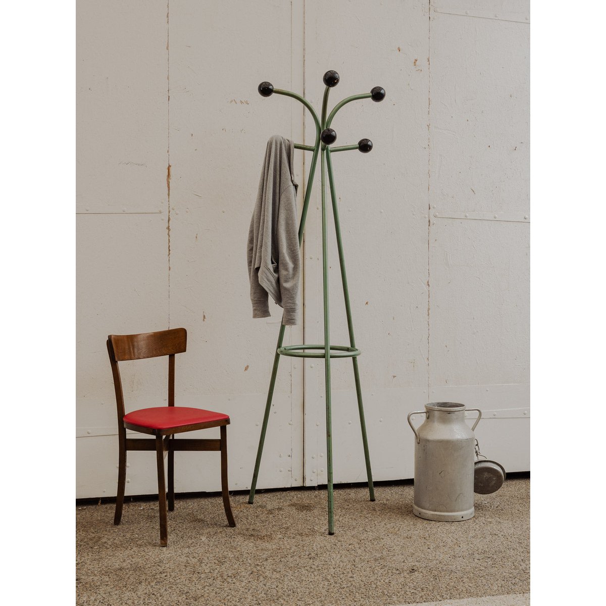 Porte-manteau en métal noir et vert Max N°350 - Bon état vert, DEBONGOUT