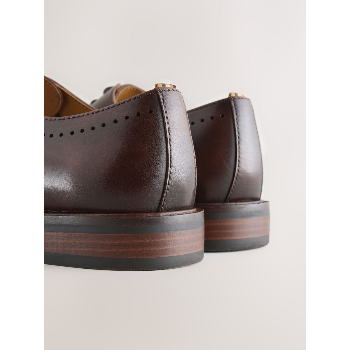 Chaussures oxford en cuir à bout renforcé marron, NEXT