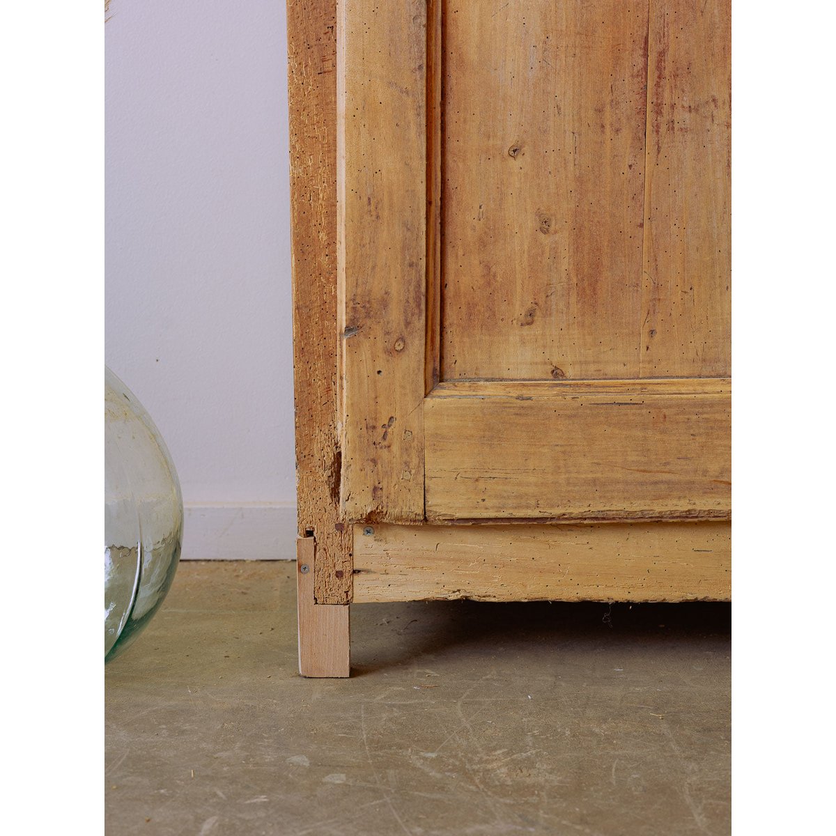 Armoire parisienne façon bonnetière Blandine N°475 - Bon état bois clair, DEBONGOUT
