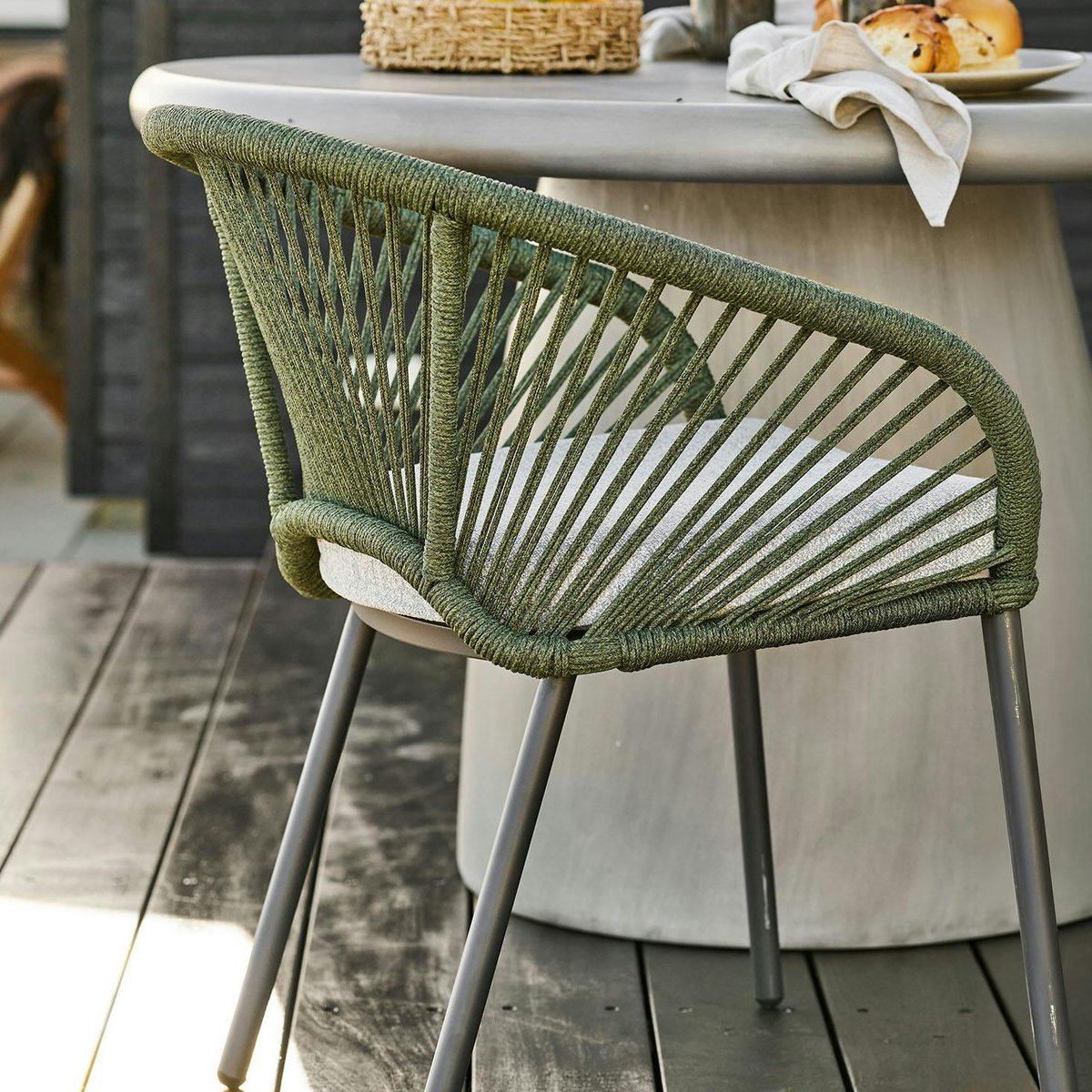 Fauteuil structure alu + coussin (lot de 2) KUTA vert, PIER IMPORT