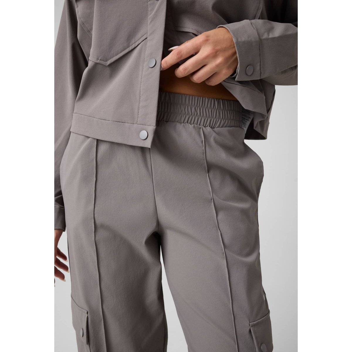 Pantalon Cargo En Nylon gris, GUESS
