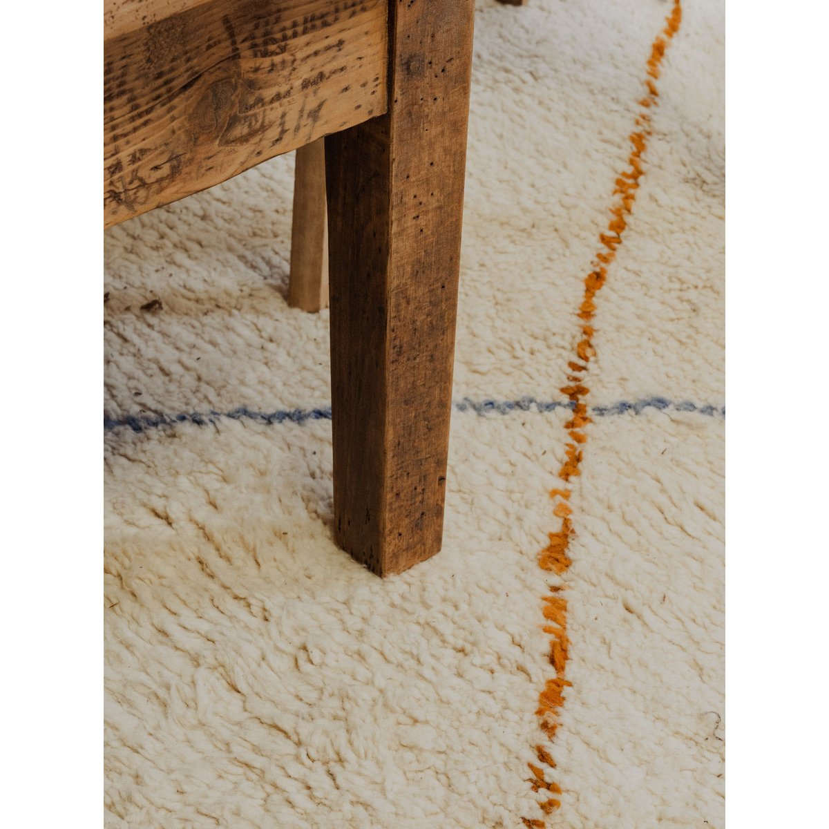Table basse en bois Léonie N°900 - Bon état bois clair, DEBONGOUT