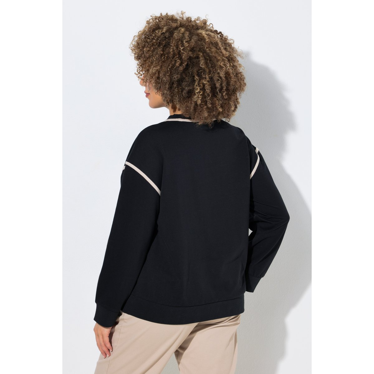 Sweat-shirt coupe Classic Fit noir, ULLA POPKEN